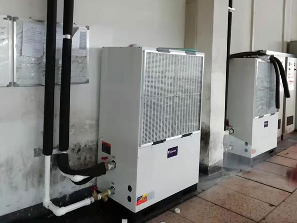 空氣源熱泵兩聯供系統設計
